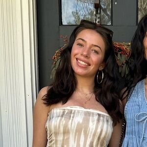 Meet your Posher, Avery